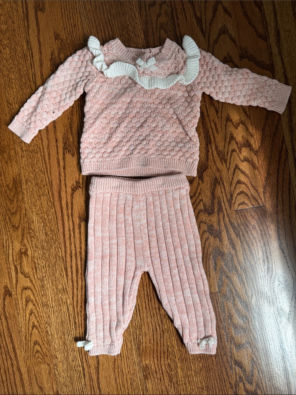 Nicole Miller 6-9m Baby Pink Knit Ruffle Collar Set